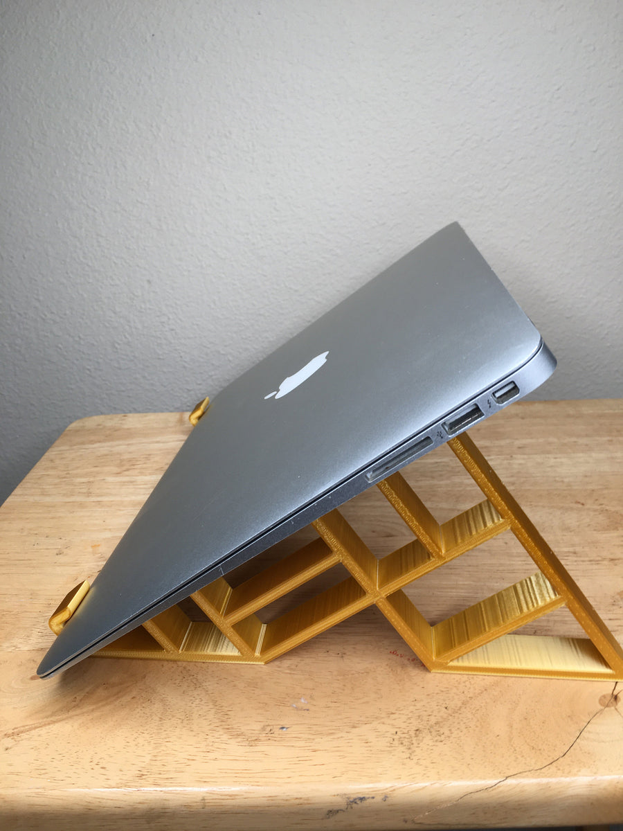 MacBook Pro Retina/Macbook Air Stand Dreaming3D