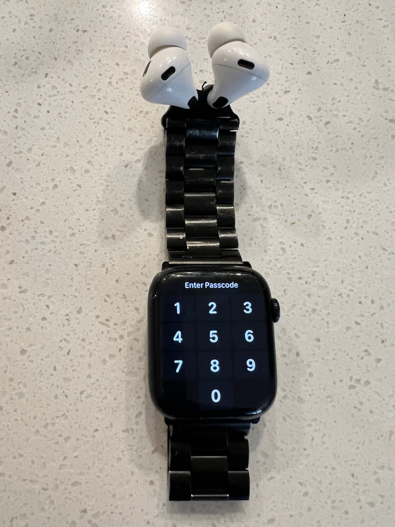 AirPods Pro Apple Watch Holder